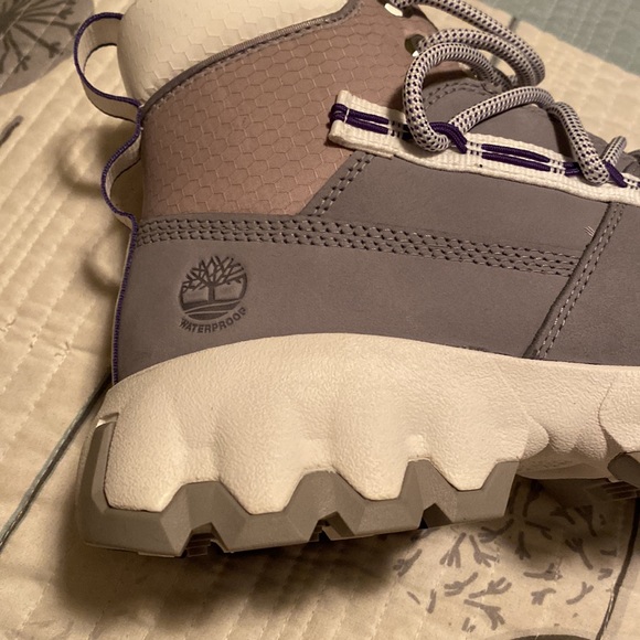 Timberland boosts - Picture 3 of 5